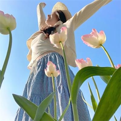特务谜云